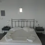 Apollon Village Hotell 3*