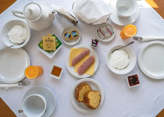 Apollon Village Hotel